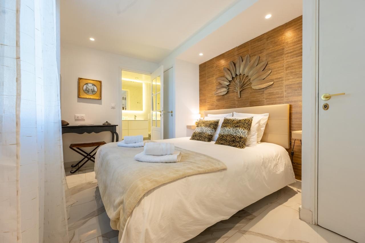 Mazet — Blue Palm — Villas Fora Provence
